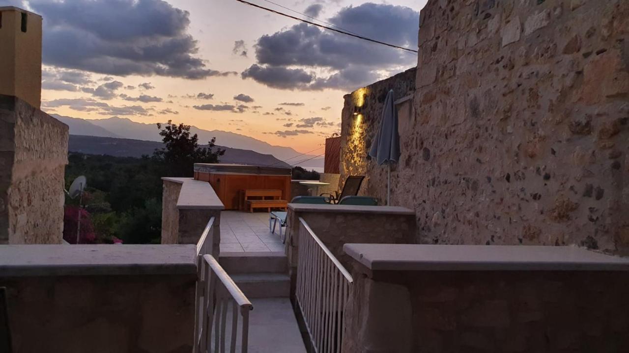 Guesthouse Arkadi Spa Atsipopoulo ภายนอก รูปภาพ